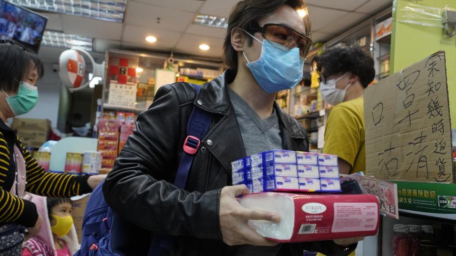 Japón confirma 41 casos de nuevo virus en crucero