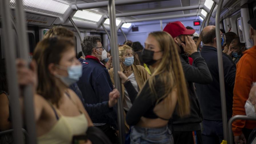 España trata de reactivar su sector turístico España trata de reactivar su sector turístico