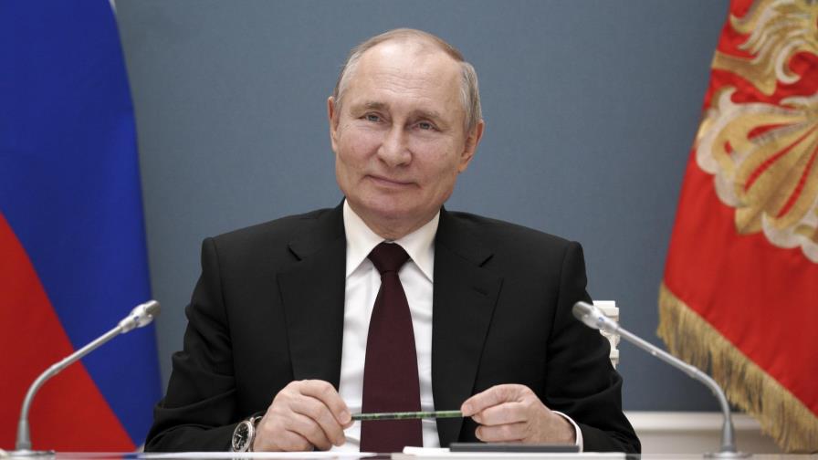 Rusia llama a consultas a su embajador en EEUU