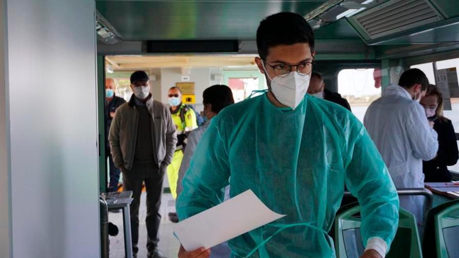 El mundo supera los 130 millones de casos y curva de contagios sigue subiendo