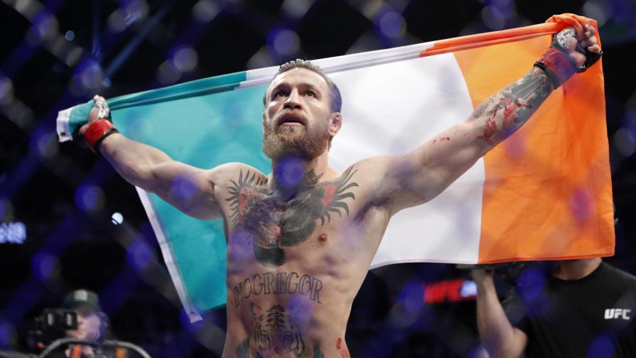 Conor McGregor vuelve a UFC y tumba a Cerrone en 40 segundos