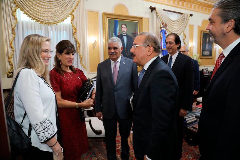 Funcionaria de EEUU vino a conocer cómo pensaba Danilo Medina sobre Venezuela y Haití