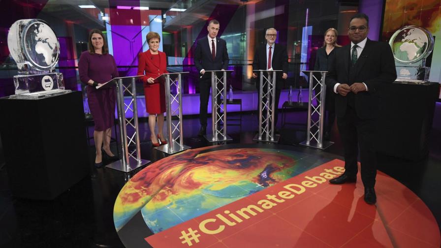 Tories se quejan a regulador británico por debate de clima Tories se quejan a regulador británico por debate de clima