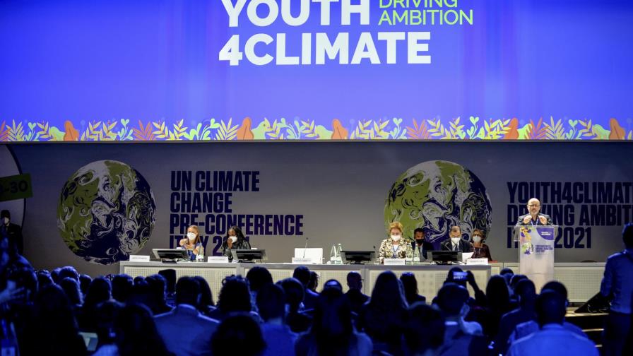 El papa Francisco elogia a jóvenes por defender al planeta