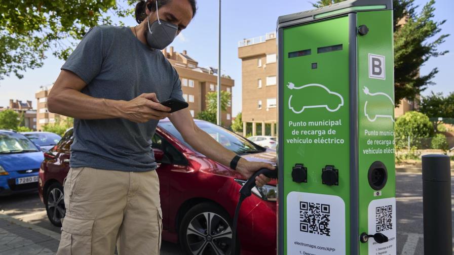 Con cierta demora, España apuesta a los autos eléctricos Con cierta demora, España apuesta a los autos eléctricos