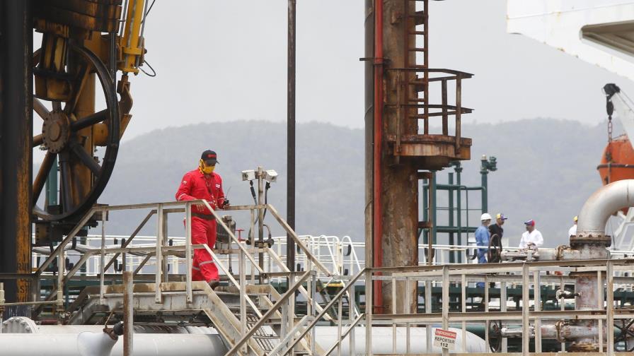 Irán envía alimentos a Venezuela en más reciente entrega