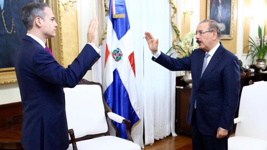Presidente juramenta a Josué Fiallo como representante permanente de RD ante la OEA