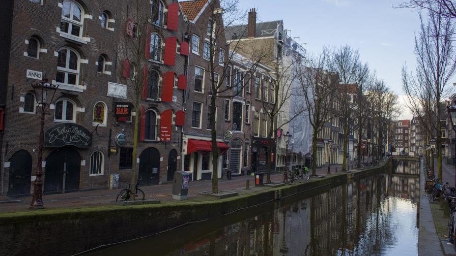 Holanda: Se mantiene toque de queda, con apelación pendiente Holanda: Se mantiene toque de queda, con apelación pendiente