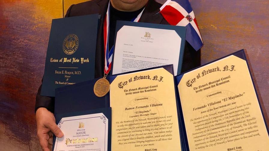 Fernando Villalona homenajeado en Paseo de las Estrellas de West New York