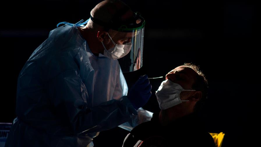 Cómo un médico dominicano se enfrentó en España a su primer caso de COVID-19 