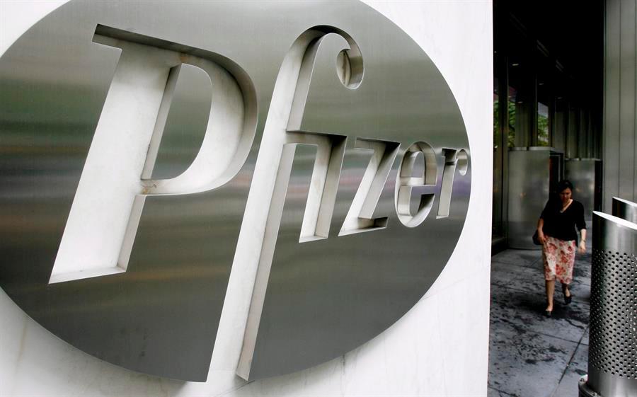 Pfizer llega a un acuerdo con Gilead para fabricar fármaco contra la COVID-19