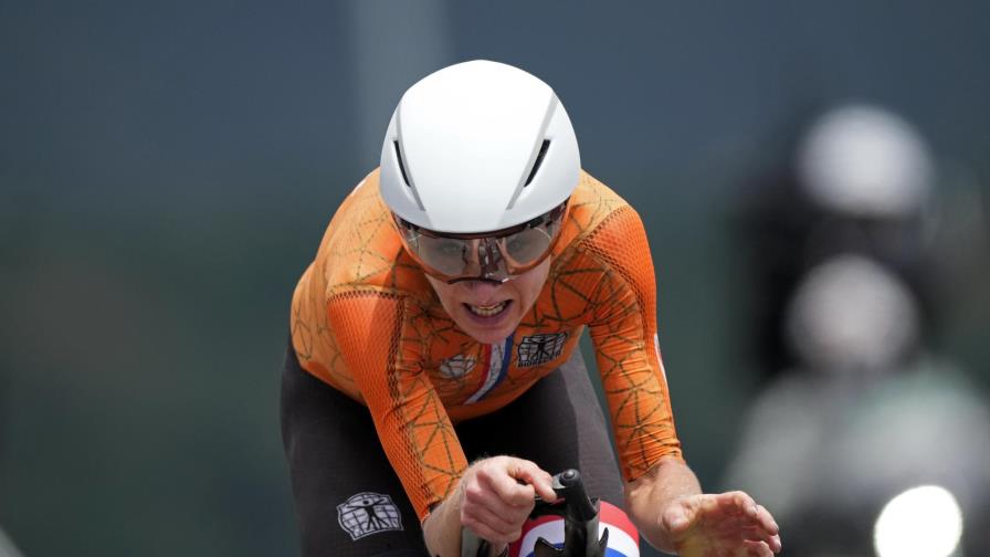 Van Vleuten y Holanda cobran venganza en la contrarreloj