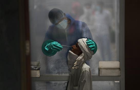 Atlas de la pandemia: cómo el COVID-19 tomó el mundo en 2020