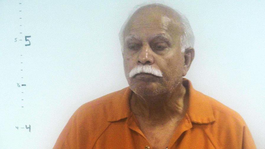 Fiscales: 126 mujeres denuncian a ginecólogo de Virginia Fiscales: 126 mujeres denuncian a ginecólogo de Virginia