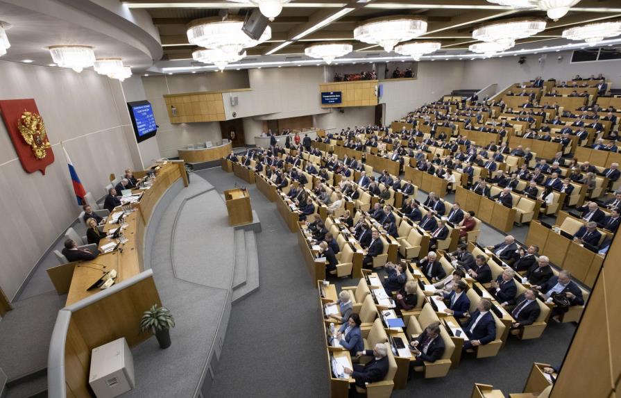 Parlamento aprueba enmienda constitucional de Putin