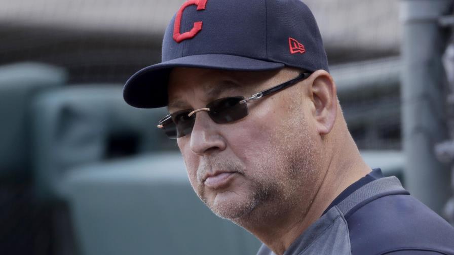Problema de salud impide a Francona reincorporarse a Indios Problema de salud impide a Francona reincorporarse a Indios