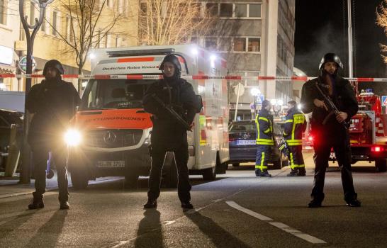 Presunto ataque xenófobo deja 9 muertos en Alemania Presunto ataque xenófobo deja 9 muertos en Alemania