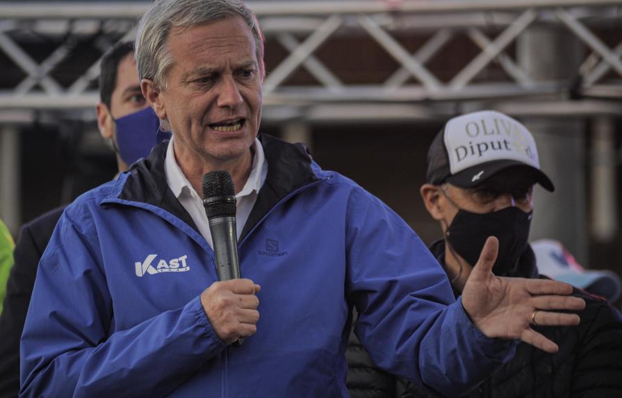 Candidatos presidenciales cierran sus campañas en Chile