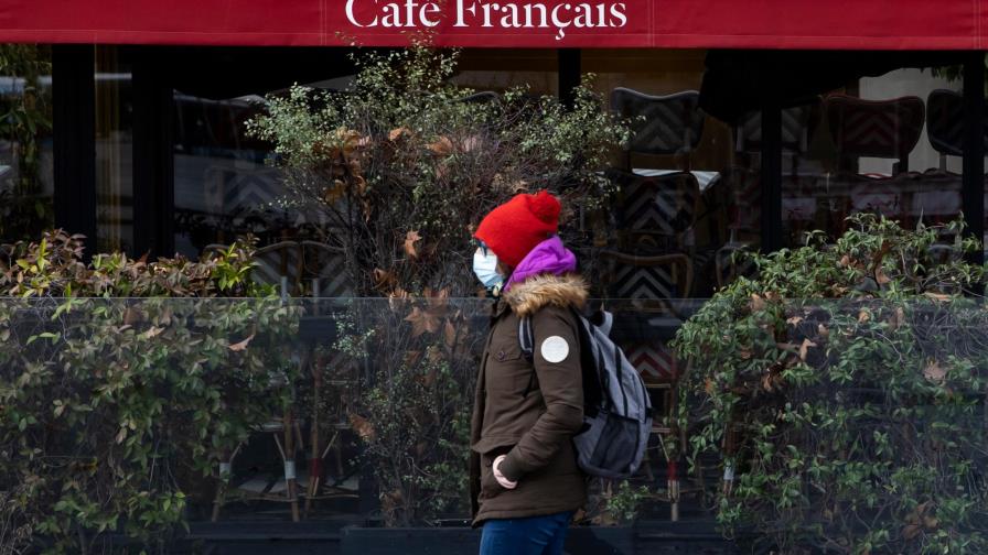 OMS advierte de que personas vacunadas contra COVID-19 pueden contagiar a otras