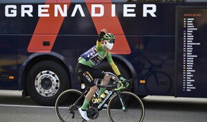 Roglic arrebata liderato a Carapaz en la Vuelta