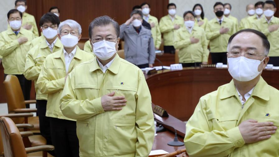 Crisis de coronavirus disminuye en China y aumenta en Estados Unidos Crisis de coronavirus disminuye en China y aumenta en Estados Unidos