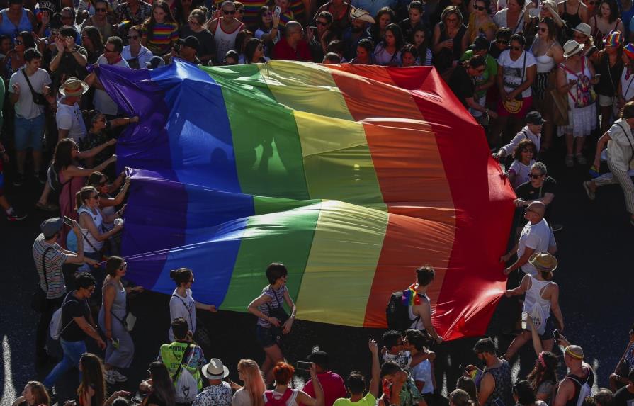 Avanza en España iniciativa de ley de derechos transgénero