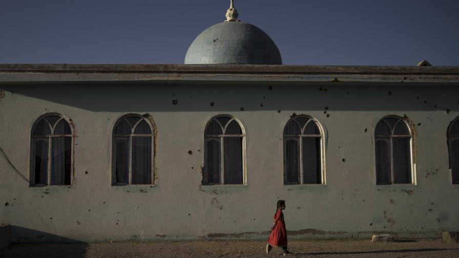 UE anuncia ayuda de 1.000 millones de euros para afganos