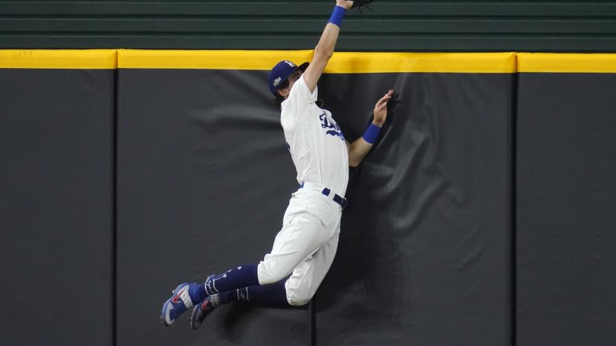Bellinger frena a Padres, Dodgers se ponen 2-0 en la serie