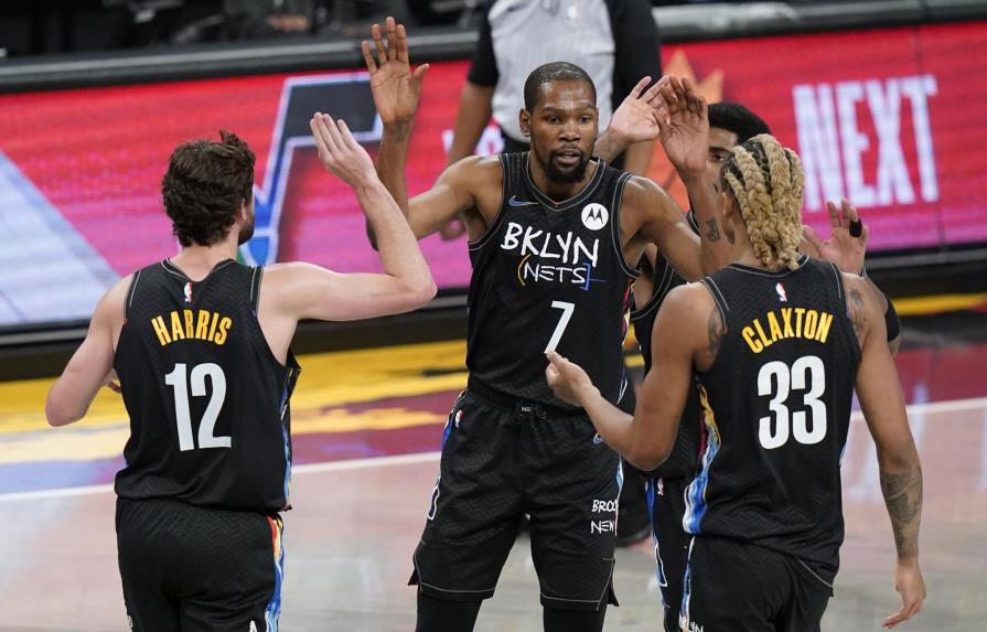 Durant reaparece en triunfo de Nets, 139-111 sobre Pelicans
