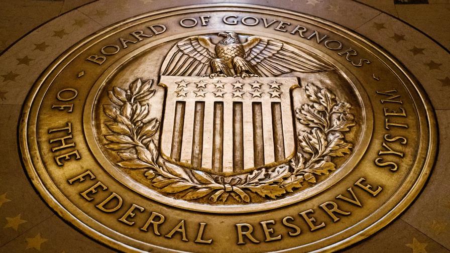 Fed acuerda swap de divisas con 9 bancos centrales Fed acuerda swap de divisas con 9 bancos centrales
