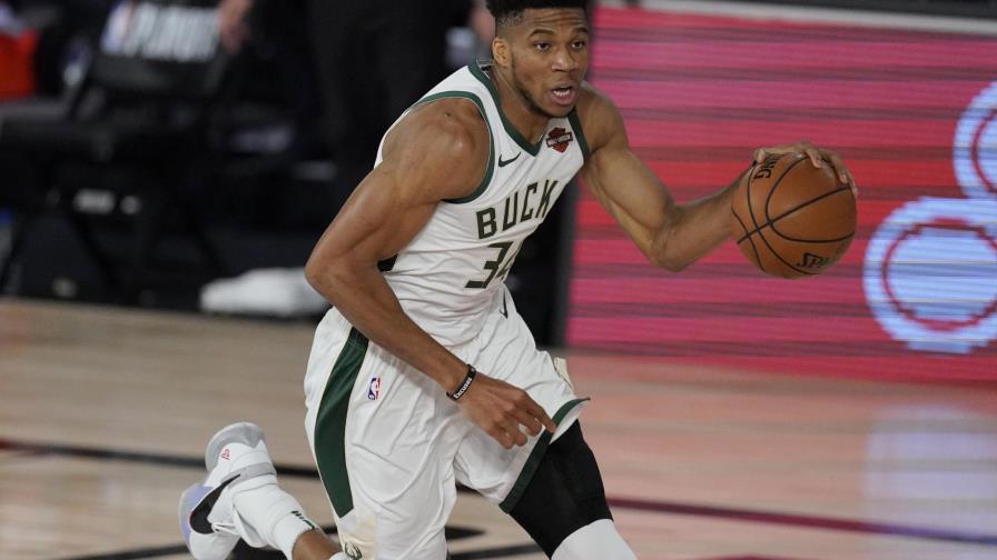 Antetokounmpo, Jugador Más Valioso por 2do año seguido