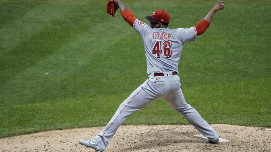 Bauer poncha a 12 y Rojos se imponen a Cerveceros 8-3 Bauer poncha a 12 y Rojos se imponen a Cerveceros 8-3