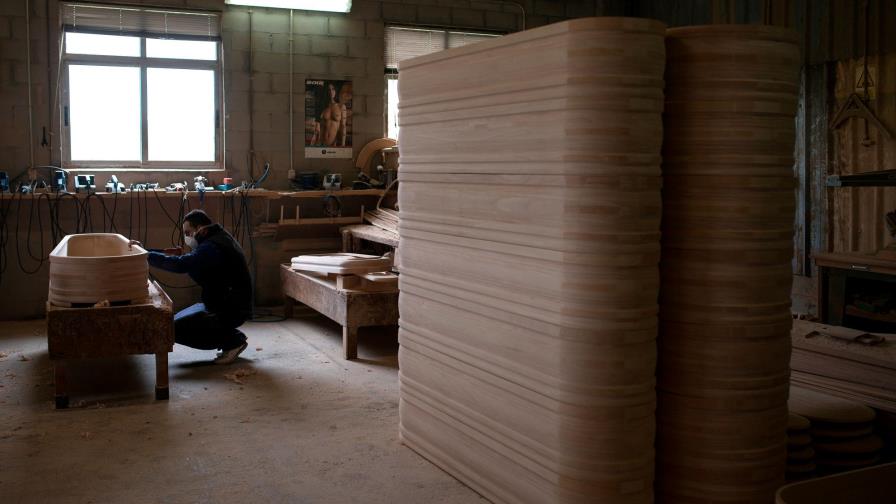 El pueblo español que vive de los ataúdes, desbordado de trabajo