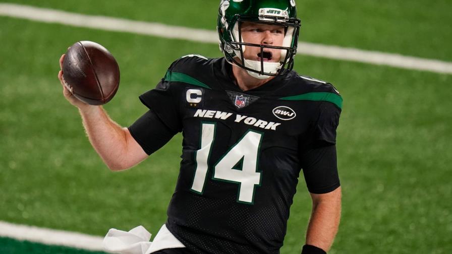 Sam Darnold vuelve a los entrenamientos de los Jets Sam Darnold vuelve a los entrenamientos de los Jets