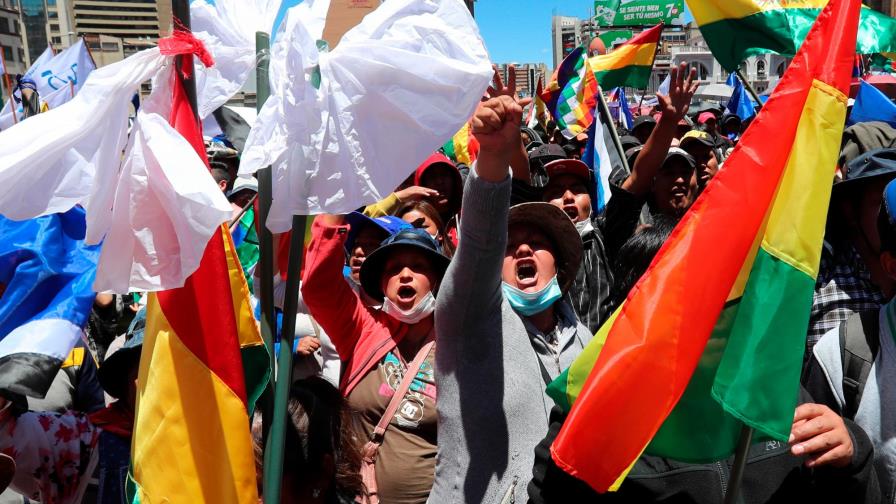 Evo Morales dice que iría a segunda vuelta aunque confía en ganar en primera