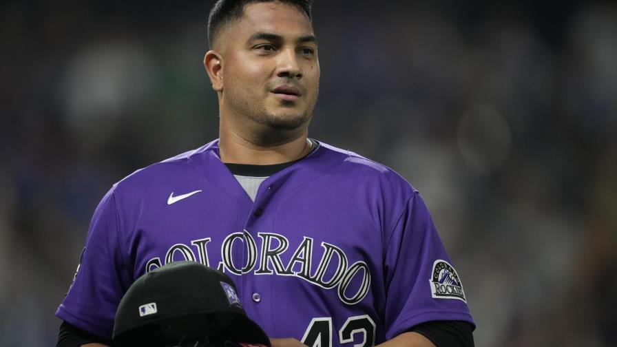 Jhoulys Chacín se queda otro año con los Rockies