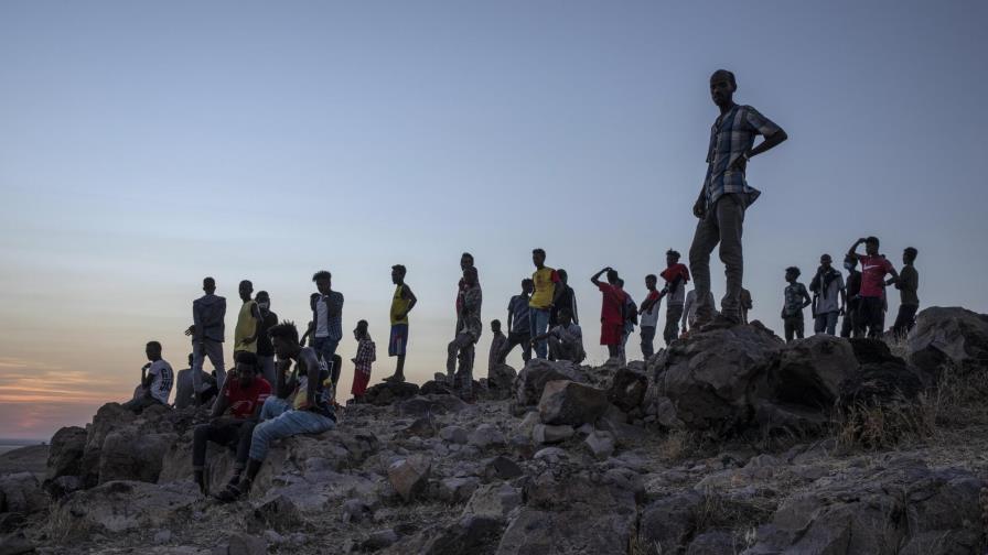 Etíopes huyen de capital de Tigray por miedo a un asalto