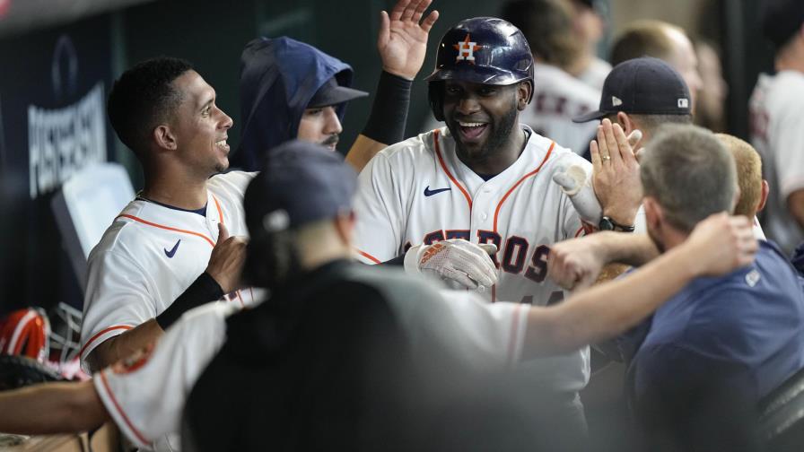 Astros abren playoffs con triunfo sobre Medias Blancas