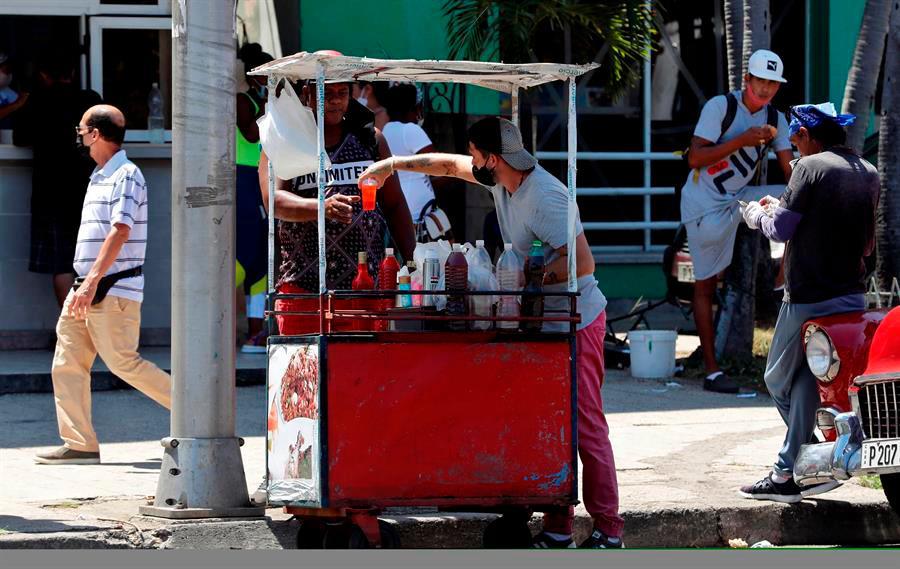 Cuba reporta 1.083 nuevos casos de covid-19 y siete fallecidos