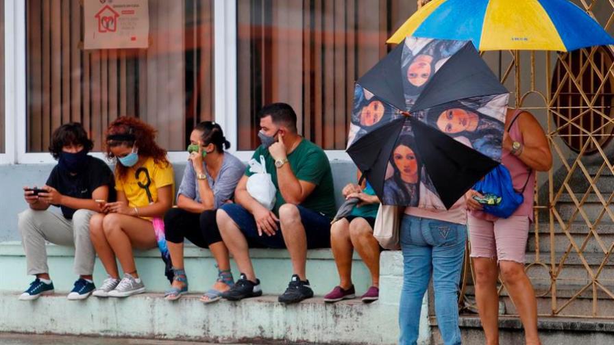 Cuba, tras reducir casos de COVID a cero, ahora reporta 13