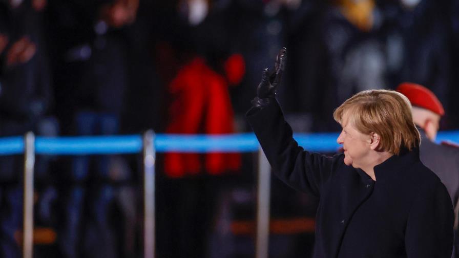 Merkel hace un último llamado a la vacunación en Alemania Merkel hace un último llamado a la vacunación en Alemania
