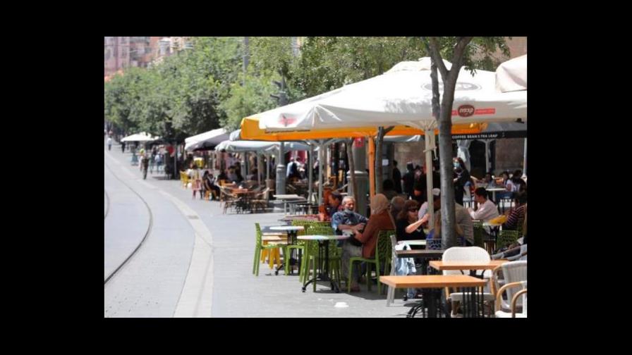 Cafés, restaurantes y bares reabren en un Israel casi normalizado