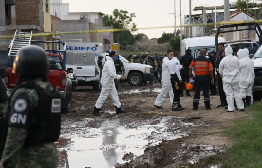 Hombres entran a centro de rehabilitación y acribillan a 24 personas en México
