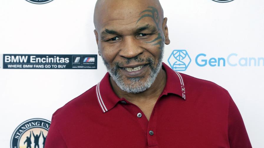 A los 54 años, Tyson vuelve al cuadrilátero