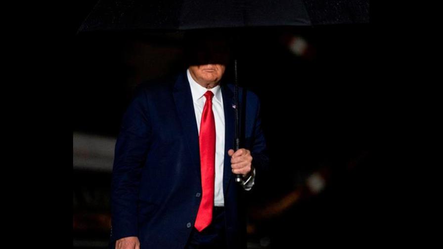 Exlegisladores republicanos dicen que Trump tiene una paranoia inquietante Exlegisladores republicanos dicen que Trump tiene una paranoia inquietante