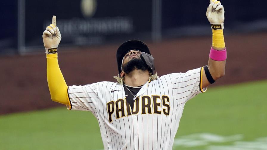 Grand slam de Machado en 10mo impulsa a Padres ante Rangers Grand slam de Machado en 10mo impulsa a Padres ante Rangers