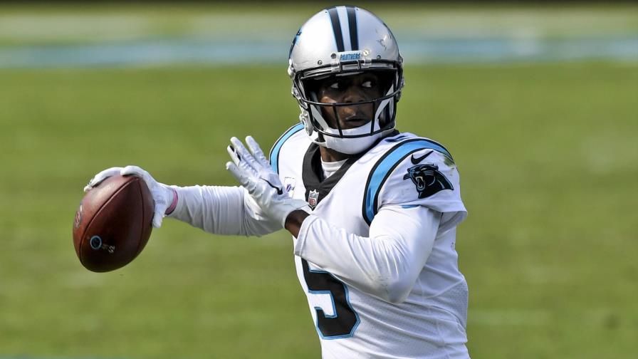 Bridgewater corre para TD en triunfo de Panthers ante Car