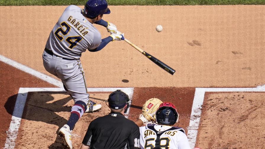 Cerveceros aplastan 11-2 a Piratas y logran 11vo triunfo