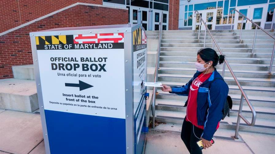 Crece la confianza de latinos en Biden, mientras que en Trump sigue estancada