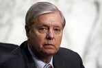 Trump dice que el FBI estaría perdiendo el tiempo si investiga muerte del senador Graham Trump dice que el FBI estaría perdiendo el tiempo si investiga muerte del senador Graham
